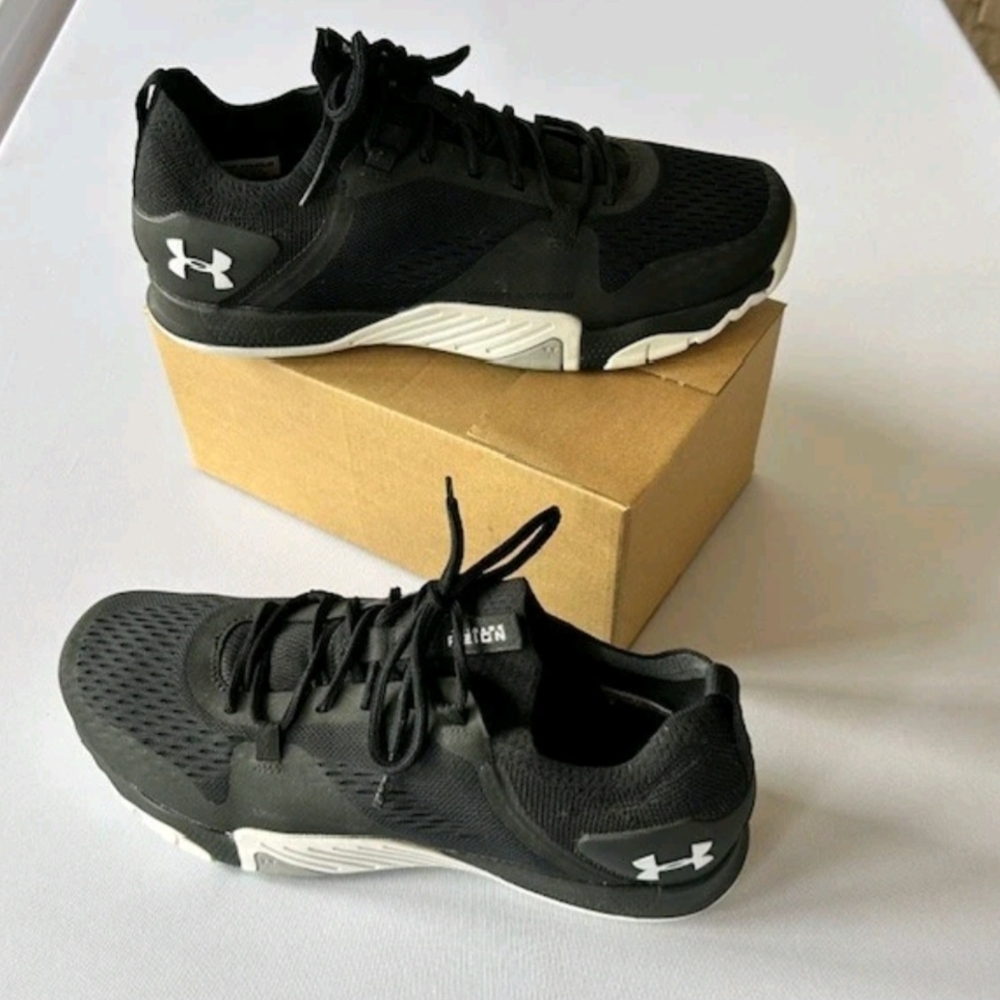 Under Armour Tribase 3, Black, Size 9